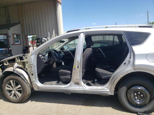 Photo 9 from auction – 2017 TOYOTA RAV4 XLE with VIN 2T3RFREV1HW619891