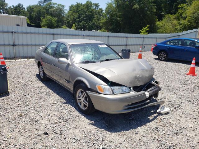 TOYOTA CAMRY LE 2000 with VIN 4T1BF22K0YU097685 - Photo from auction