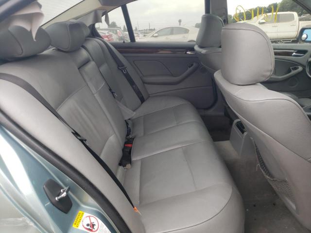 Photo 6 from auction – 2003 BMW 325 I with VIN WBAET37453NJ28178