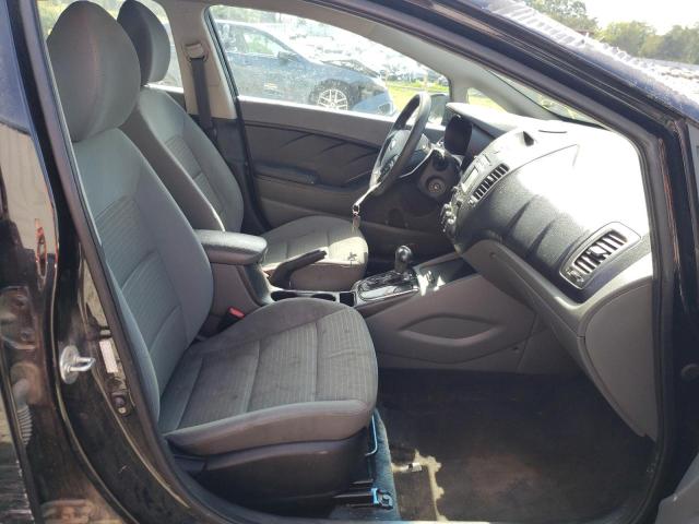 Photo 5 from auction – 2017 KIA FORTE LX with VIN 3KPFL4A73HE008553