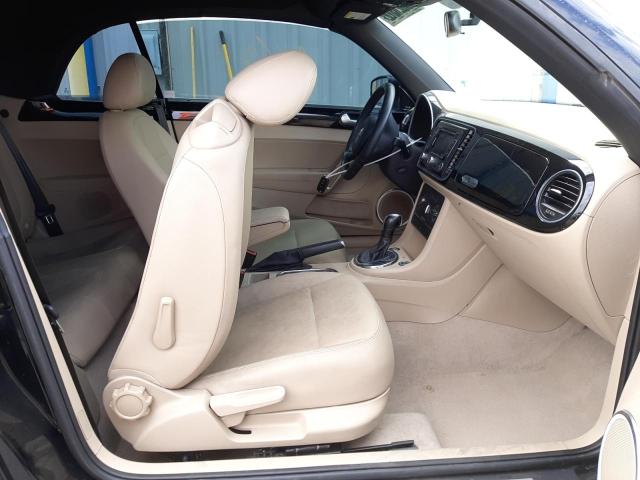 Photo 5 from auction – 2013 VOLKSWAGEN BEETLE with VIN 3VW5P7AT4DM802439