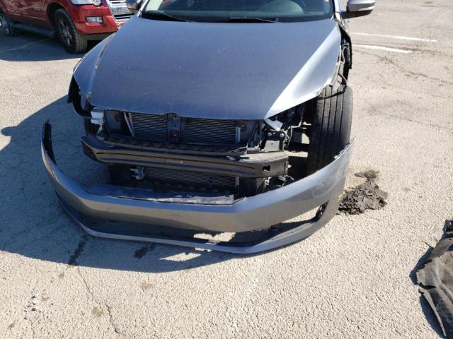 Photo 9 from auction – 2014 VOLKSWAGEN PASSAT SE with VIN 1VWBS7A31EC090489
