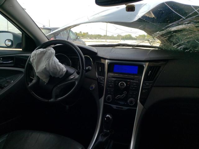 Photo 9 from auction – 2011 HYUNDAI SONATA SE with VIN 5NPEC4AC4BH077425