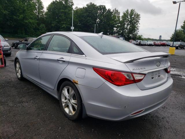 Photo 3 from auction – 2011 HYUNDAI SONATA SE with VIN 5NPEC4AC8BH122527