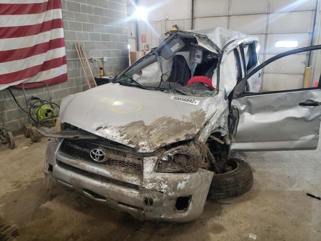 Photo 9 from auction – 2010 TOYOTA RAV4 with VIN JTMBF4DV3AD029961