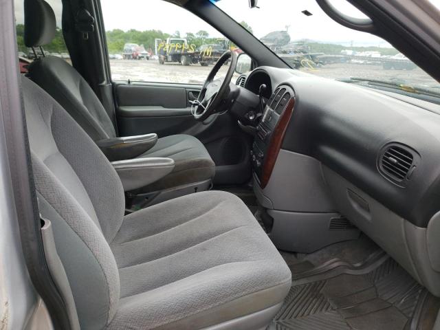 Photo 5 from auction – 2004 CHRYSLER TOWN & COU with VIN 1C4GP44R64B521955