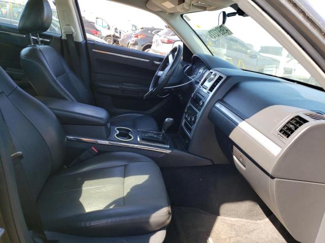 Photo 5 from auction – 2010 CHRYSLER 300 TOURIN with VIN 2C3CA5CV4AH160804