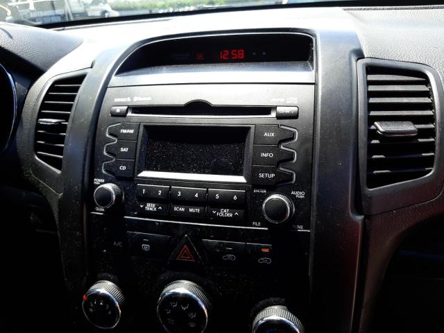 Photo 9 from auction – 2013 KIA SORENTO LX with VIN 5XYKTCA69DG335018