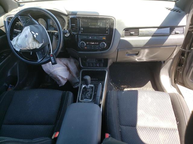 Photo 9 from auction – 2018 MITSUBISHI OUTLANDER with VIN JA4AD3A34JZ024554