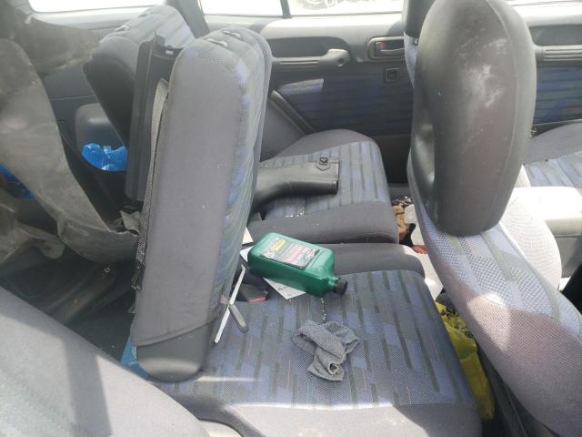 Photo 6 from auction – 1997 TOYOTA RAV4 with VIN JT3HP10V2V7037277