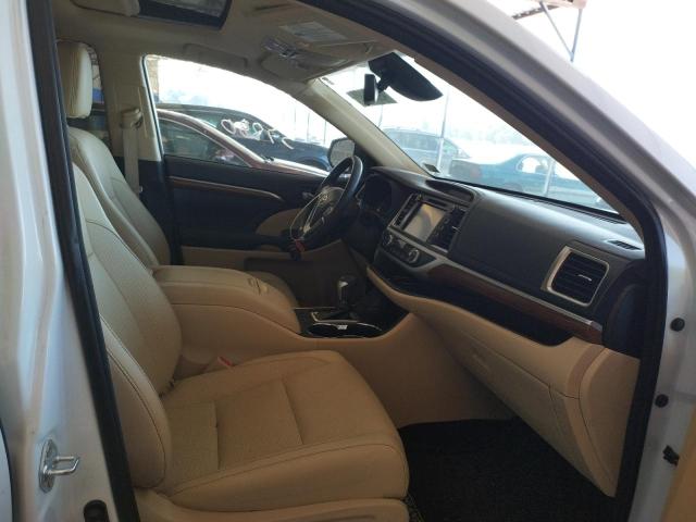 Photo 5 from auction – 2017 TOYOTA HIGHLANDER with VIN 5TDYZRFHXHS217395