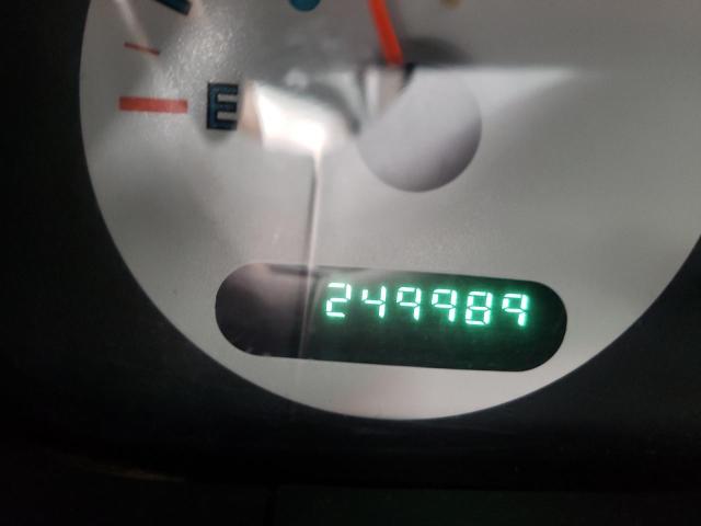 Photo 8 from auction – 2004 CHRYSLER TOWN & COU with VIN 1C4GP44R64B521955