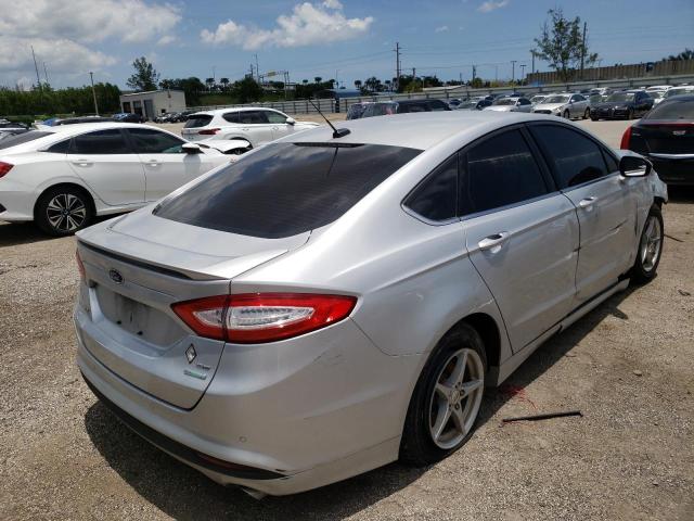 Photo 4 from auction – 2016 FORD FUSION SE with VIN 3FA6P0HD2GR271686