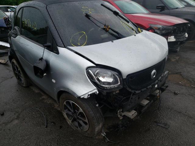 Photo 9 from auction – 2017 SMART FORTWO with VIN WMEFJ5DA5HK185851