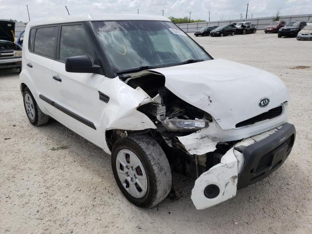 KIA SOUL 2011 with VIN KNDJT2A10B7704966 - Photo from auction