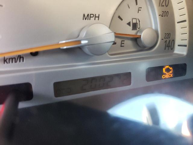 Photo 8 from auction – 2002 TOYOTA CAMRY LE with VIN 4T1BF30KX2U009628