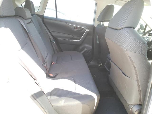Photo 6 from auction – 2020 TOYOTA RAV4 LE with VIN JTMH1RFV9LD048603
