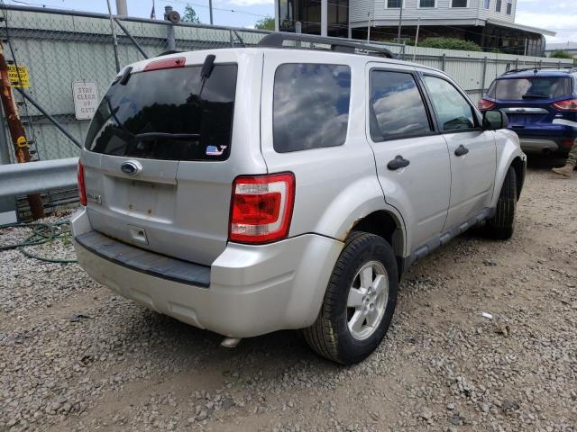 Photo 4 from auction – 2010 FORD ESCAPE XLT with VIN 1FMCU0D72AKA01600
