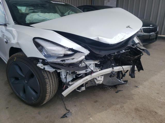Photo 9 from auction – 2019 TESLA MODEL 3 with VIN 5YJ3E1EB4KF493605