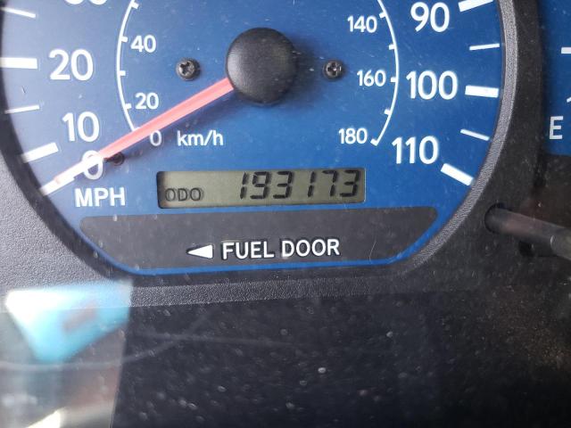 Photo 8 from auction – 2002 TOYOTA SIENNA LE with VIN 4T3ZF13C72U450616