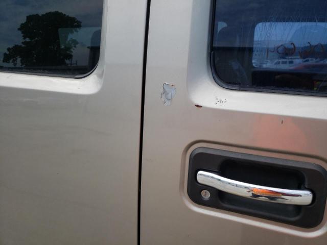 Photo 9 from auction – 2003 HUMMER H2 with VIN 5GRGN23U43H137134