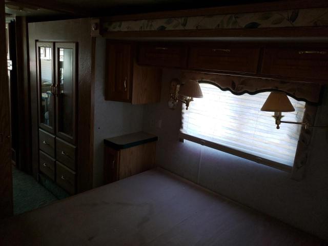 Photo 9 from auction – 2001 HOLR ENDEAVOR with VIN 1FCNF53SX10A01477