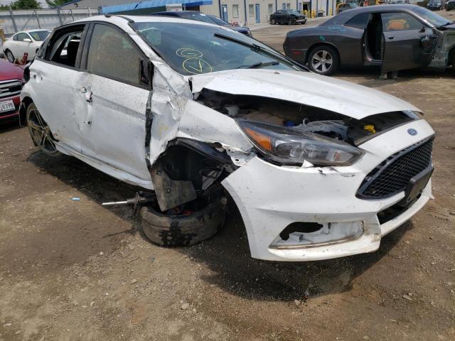 Photo 9 from auction – 2015 FORD FOCUS ST with VIN 1FADP3L92FL312035