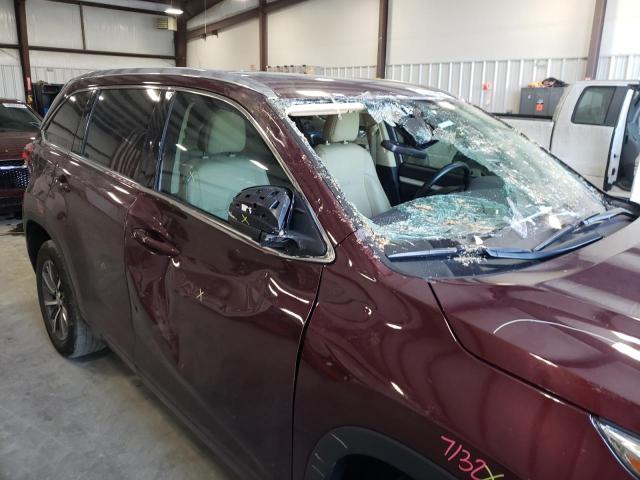 Photo 9 from auction – 2018 TOYOTA HIGHLANDER with VIN 5TDKZRFH3JS287123