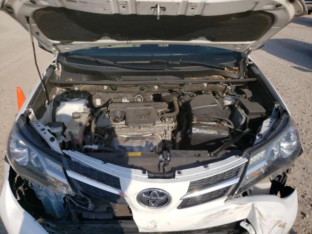 Photo 7 from auction – 2013 TOYOTA RAV4 XLE with VIN JTMRFREV2D5000797