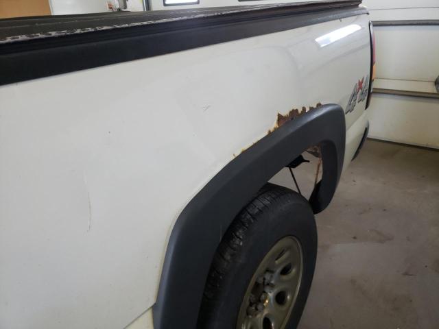 Photo 9 from auction – 2007 GMC NEW SIERRA with VIN 1GTEK19B47Z174038