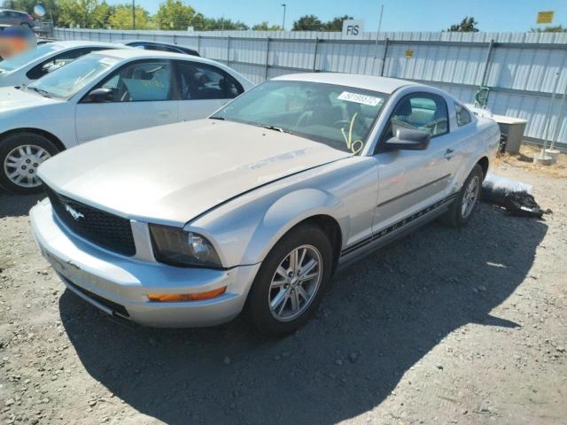 Photo 2 from auction – 2005 FORD MUSTANG with VIN 1ZVFT80N655147877