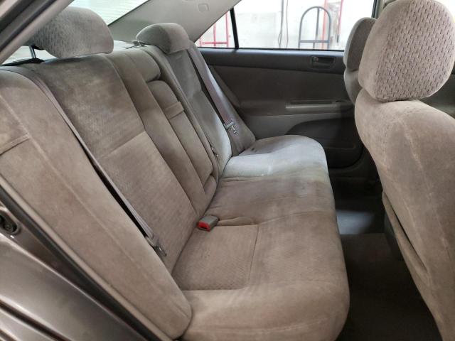 Photo 6 from auction – 2002 TOYOTA CAMRY LE with VIN 4T1BF30K02U515002