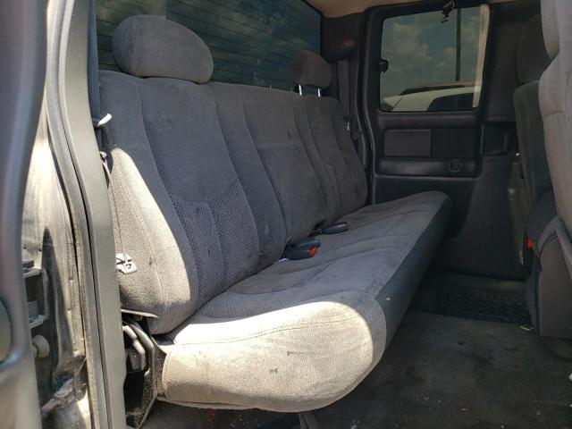 Photo 6 from auction – 2004 CHEVROLET SILVERADO with VIN 1GCEC19T14Z110685