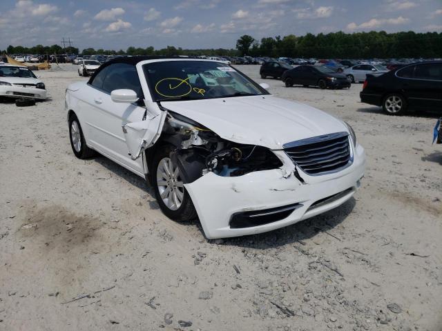 CHRYSLER 200 TOURIN 2013 with VIN 1C3BCBEG0DN659520 - Photo from auction