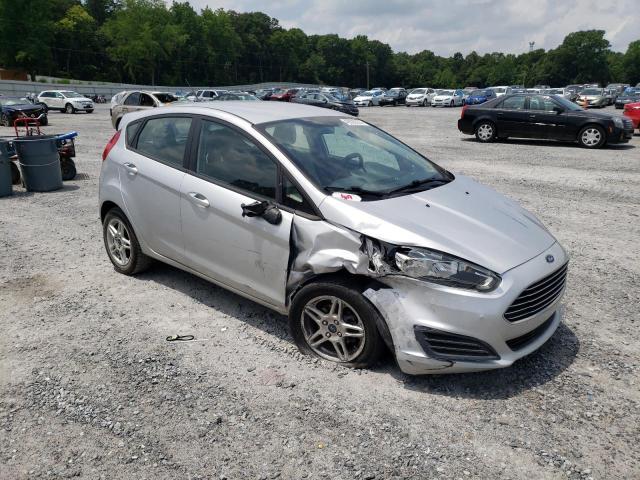 FORD FIESTA SE 2018 with VIN 3FADP4EJXJM107261 - Photo from auction