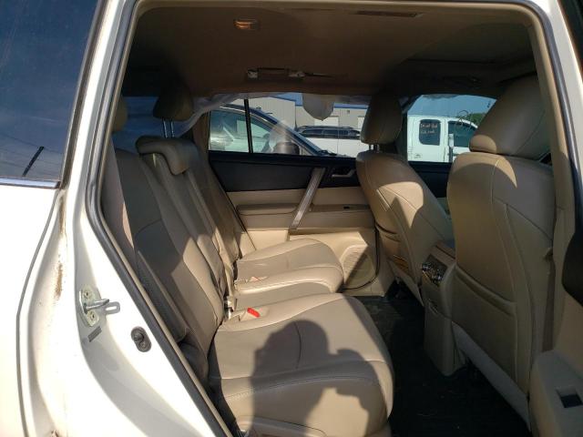 Photo 6 from auction – 2011 TOYOTA HIGHLANDER with VIN 5TDZK3EH1BS039245
