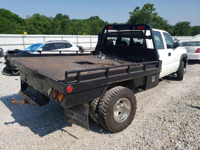Photo 4 from auction – 2006 CHEVROLET SILVERADO with VIN 1GBJC33UX6F144628