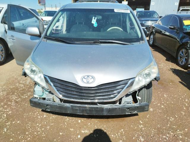 Photo 9 from auction – 2011 TOYOTA SIENNA LE with VIN 5TDKK3DC2BS055428