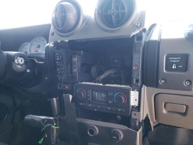Photo 9 from auction – 2003 HUMMER H2 with VIN 5GRGN23U33H119157