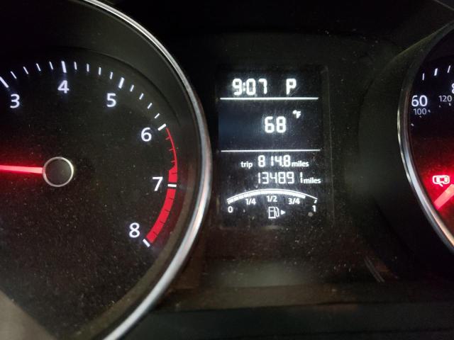Photo 8 from auction – 2018 VOLKSWAGEN JETTA S with VIN 3VW2B7AJ3JM215094