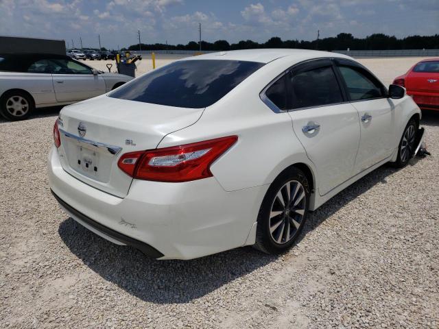 Photo 4 from auction – 2017 NISSAN ALTIMA 2.5 with VIN 1N4AL3AP3HC175156