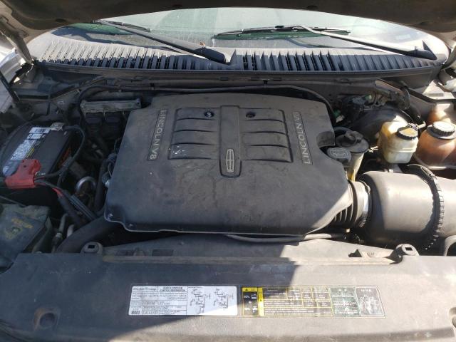 Photo 7 from auction – 2004 LINCOLN NAVIGATOR with VIN 5LMFU27RX4LJ25910