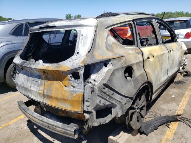 Photo 4 from auction – 2018 FORD ESCAPE SE with VIN 1FMCU9GD0JUA35058