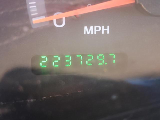 Photo 8 from auction – 2003 FORD F150 with VIN 1FTRX17W23KA87797