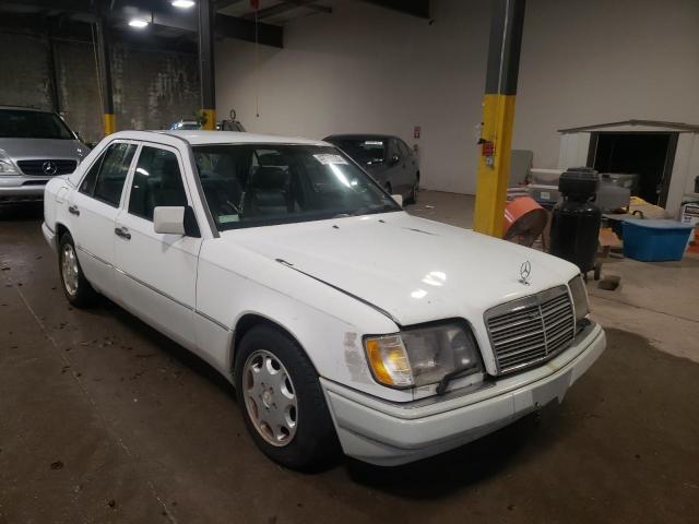 MERCEDES-BENZ E 320 1994 with VIN WDBEA32E6RC001614 - Photo from auction