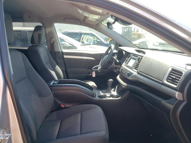 Photo 5 from auction – 2019 TOYOTA HIGHLANDER with VIN 5TDZARFH2KS042319