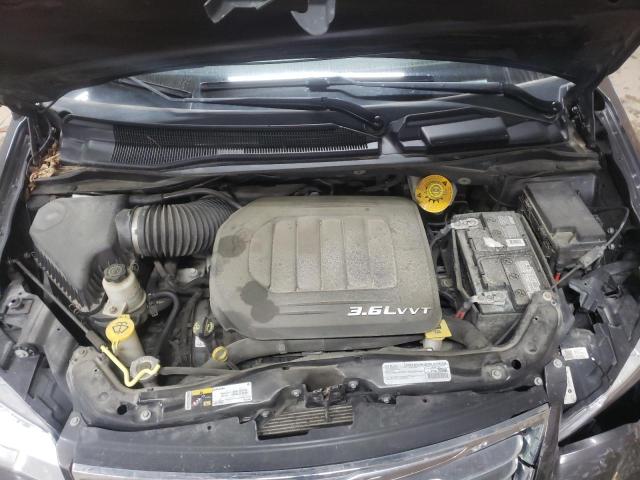 Photo 7 from auction – 2016 CHRYSLER TOWN & COU with VIN 2C4RC1BG0GR230958