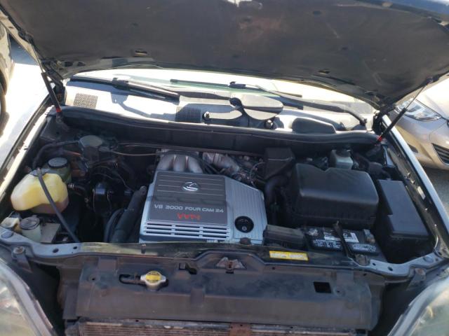 Photo 7 from auction – 2000 LEXUS RX 300 with VIN JT6HF10U0Y0108826