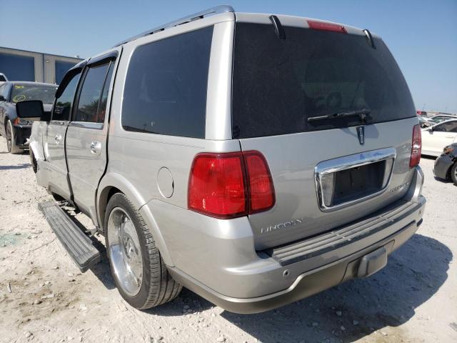 Photo 3 from auction – 2004 LINCOLN NAVIGATOR with VIN 5LMFU27RX4LJ25910
