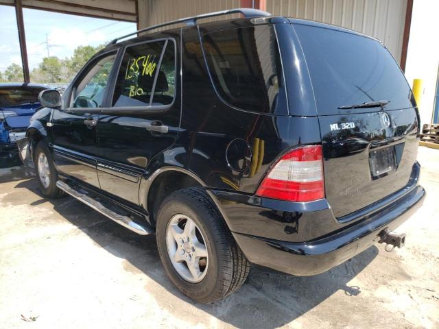 Photo 3 from auction – 2000 MERCEDES-BENZ ML 320 with VIN 4JGAB54E5YA145506